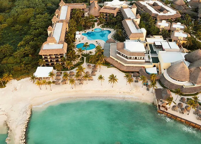 Catalonia Yucatan Beach